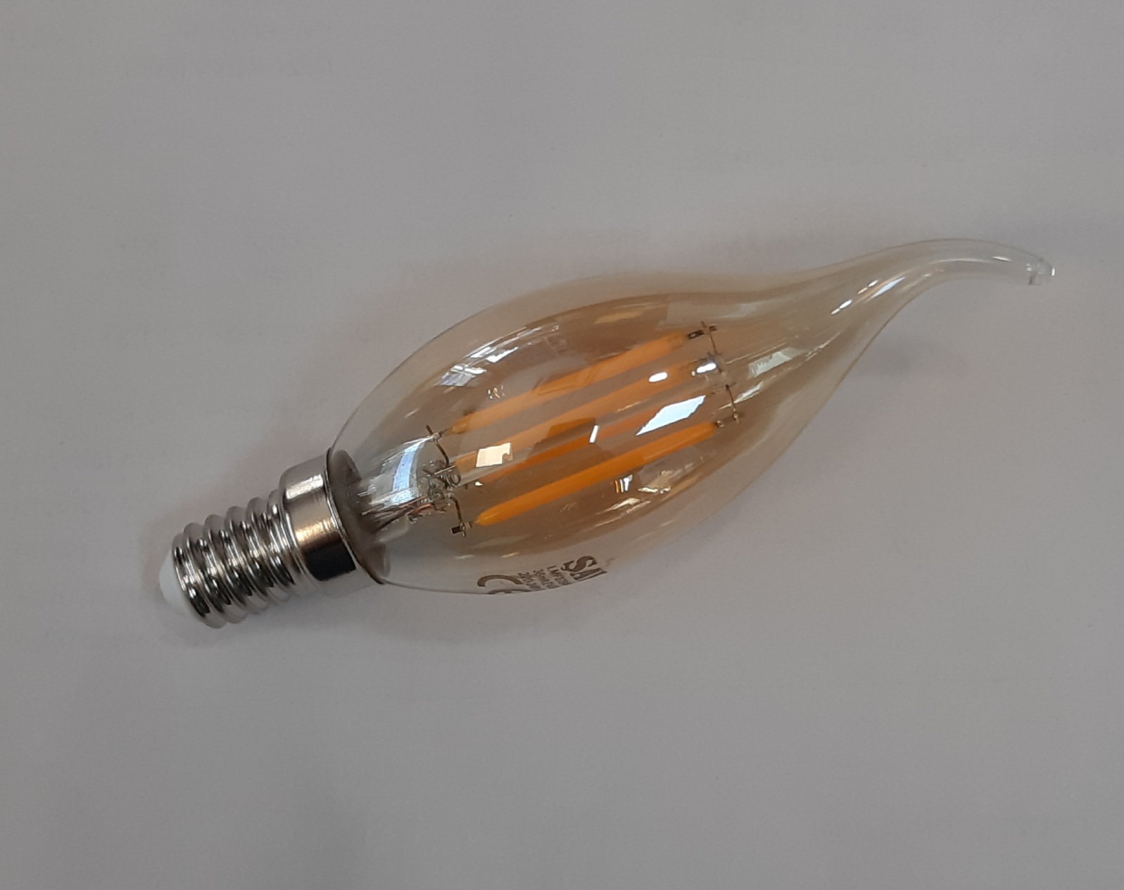 4W 220V E14 827 C37 AÇIK BALKÖPÜĞÜ FİLAMANLI KIV. BUJİ LED LAMBA ŞAVK